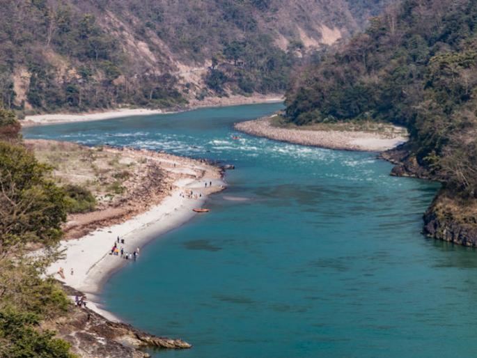 Discussion on diversion of water in the Damunganga-Nar-Par valley | दमणगंगा-नार-पार खोऱ्यातील पाणी वळविण्यावर चर्चा Discussion on diversion of water in the Damunganga-Nar-Par valley | दमणगंगा-नार-पार खोऱ्यातील पाणी वळविण्यावर चर्चा