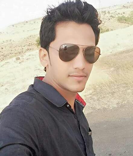 Death of a cotton cloth whipped in the head | डोक्यात गोळी झाडून घेतलेल्या कापूसखेडच्या वकिलाचा मृत्यू Death of a cotton cloth whipped in the head | डोक्यात गोळी झाडून घेतलेल्या कापूसखेडच्या वकिलाचा मृत्यू