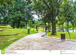 Police patrol; Jogging track dew | पोलिसांची गस्त; जॉगिंग ट्रॅक ओस Police patrol; Jogging track dew | पोलिसांची गस्त; जॉगिंग ट्रॅक ओस