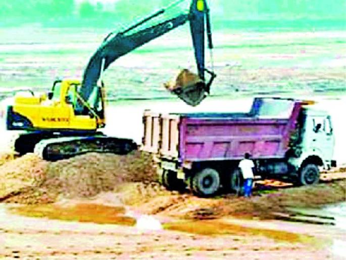 Abbey for the people who steal the sand from Ismaelpur Valley? | इस्माईलपूरच्या घाटातून रेती चोरणाऱ्यांना अभय? Abbey for the people who steal the sand from Ismaelpur Valley? | इस्माईलपूरच्या घाटातून रेती चोरणाऱ्यांना अभय?