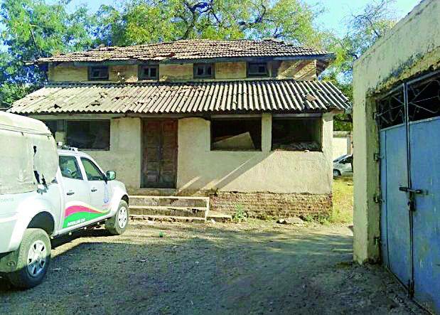 Seven crore house of Van Bhavan to be built in Pusad | पुसदमध्ये साकारणार सात कोटींचे वन भवन Seven crore house of Van Bhavan to be built in Pusad | पुसदमध्ये साकारणार सात कोटींचे वन भवन