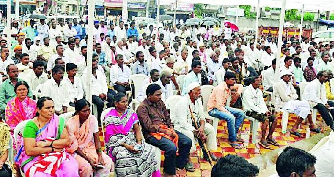 Fraudulent pennant | फसव्या कर्जमाफीचा पंचनामा Fraudulent pennant | फसव्या कर्जमाफीचा पंचनामा