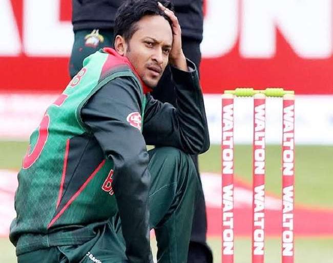 fixing in the IPL? Shakib al hasan's Indian connection has come to the fore with bookies | आयपीएलमध्ये पुन्हा फिक्सिंग? शकिबचं भारतीय कनेक्शन आलं समोर