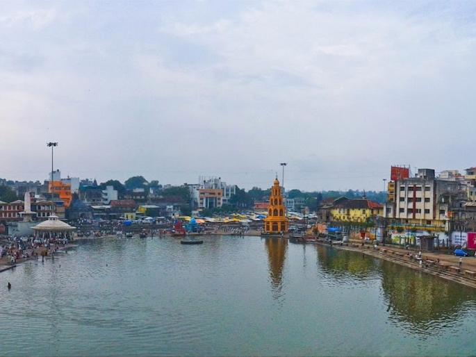 History of rare chowk of Nashik by book: Copper | नाशिकच्या दुर्मिळ चौकांचा इतिहास पुस्तकरूपाने : तांबे History of rare chowk of Nashik by book: Copper | नाशिकच्या दुर्मिळ चौकांचा इतिहास पुस्तकरूपाने : तांबे