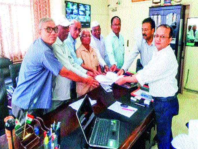  Pensioners organization; EPS struggle committee's front | पेन्शनर्स संघटना ; ईपीएस संघर्ष समितीचा मोर्चा