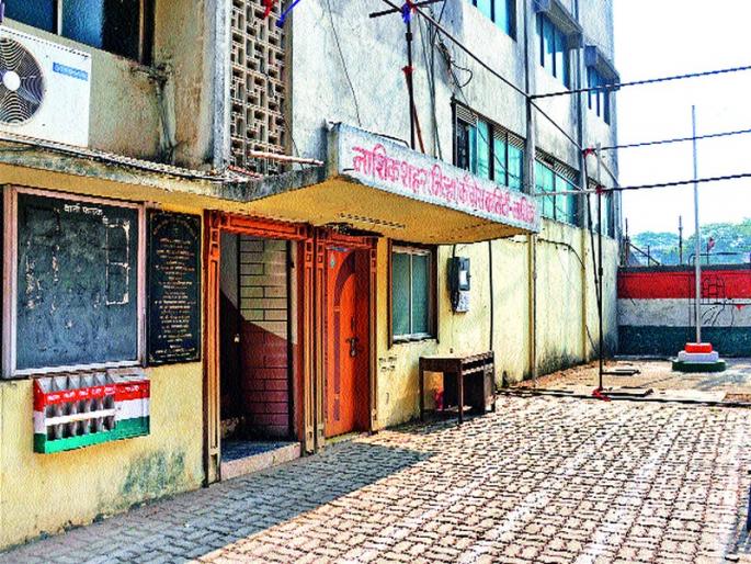 Khandakad permanent in district Congress | जिल्हा कॉँग्रेसमध्ये ‘खदखद’ कायम ! Khandakad permanent in district Congress | जिल्हा कॉँग्रेसमध्ये ‘खदखद’ कायम !