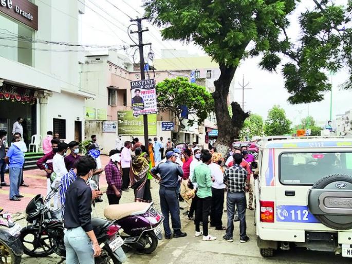 Child line stops child marriage in Wardha! | ‘चाईल्ड लाईन’ने रोखला वर्ध्यात हाेणारा बालविवाह! Child line stops child marriage in Wardha! | ‘चाईल्ड लाईन’ने रोखला वर्ध्यात हाेणारा बालविवाह!