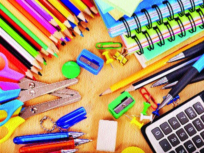 Parents are satisfied because the rate of material is stable | साहित्यांचे दर स्थिर असल्याने पालक समाधानी  Parents are satisfied because the rate of material is stable | साहित्यांचे दर स्थिर असल्याने पालक समाधानी