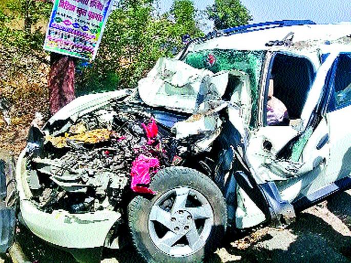 One killed in accident on Nashik-Yeola road | नाशिक-येवला मार्गावर अपघातात एक ठार One killed in accident on Nashik-Yeola road | नाशिक-येवला मार्गावर अपघातात एक ठार