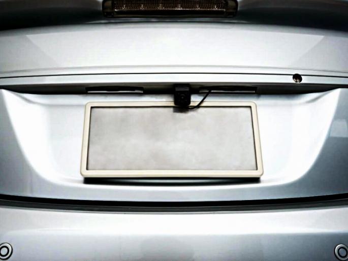 One and half lakh vehicles in the city, running without number plate | राज्यात विना नंबरप्लेटची दीड लाखांवर वाहने रस्त्यावर One and half lakh vehicles in the city, running without number plate | राज्यात विना नंबरप्लेटची दीड लाखांवर वाहने रस्त्यावर