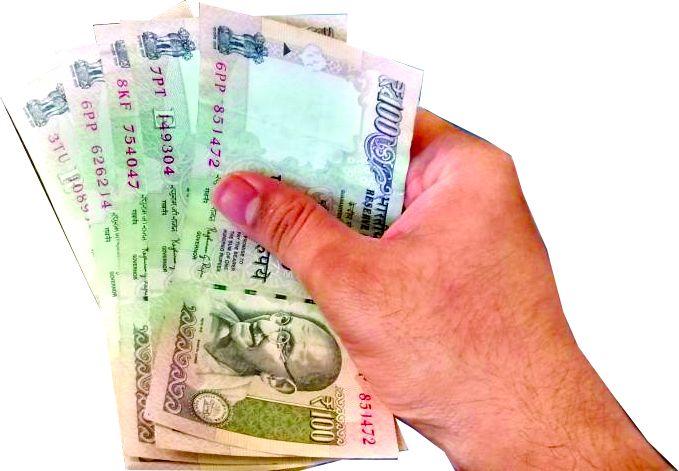 Money taken from Mayo Hospital in Nagpur by the victim of torture | नागपुरातील मेयो रुग्णालयाने अत्याचार पीडितेकडूनच घेतले पैसे