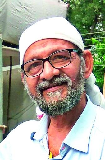 From the film's spark to the soil of the field | सिनेमाचा झगमगाट सोडून शेतातील मातीपर्यंत