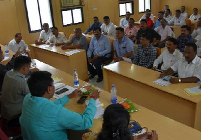 Instantly solve pending teacher questions | शिक्षकांचे प्रलंबित प्रश्न तत्काळ सोडवा Instantly solve pending teacher questions | शिक्षकांचे प्रलंबित प्रश्न तत्काळ सोडवा