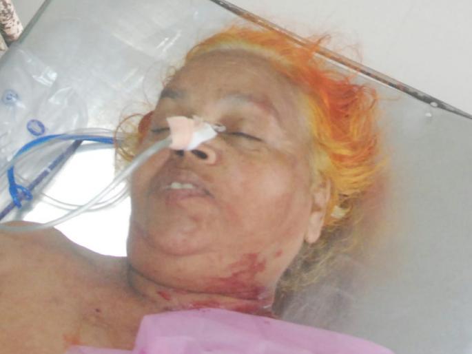 Kolhapur: Tried himself with knife and attempted suicide of old man | कोल्हापूर : स्वत:ला चाकूने भोसकून वृद्धेचा आत्महत्येचा प्रयत्न Kolhapur: Tried himself with knife and attempted suicide of old man | कोल्हापूर : स्वत:ला चाकूने भोसकून वृद्धेचा आत्महत्येचा प्रयत्न