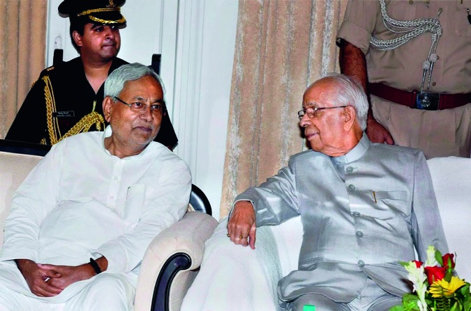 Decision taken by the governors of Bihar wrong! | बिहारच्या राज्यपालांचा चुकीच्या पद्धतीने घेतलेला (बरोबर) निर्णय! Decision taken by the governors of Bihar wrong! | बिहारच्या राज्यपालांचा चुकीच्या पद्धतीने घेतलेला (बरोबर) निर्णय!