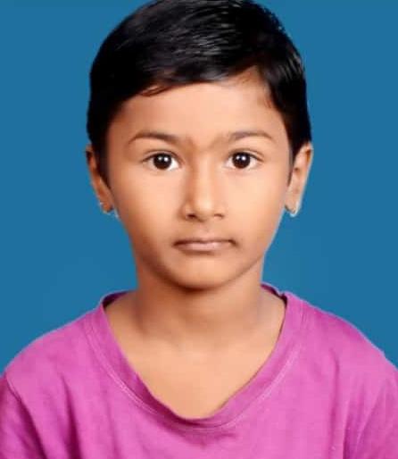 Shocking; Chimukali, who was playing in the yard, died of shock in front of his grandfather | धक्कादायक; अंगणात खेळणाऱ्या चिमुकलीचा आजोबासमोरच शॉक लागून मृत्यू Shocking; Chimukali, who was playing in the yard, died of shock in front of his grandfather | धक्कादायक; अंगणात खेळणाऱ्या चिमुकलीचा आजोबासमोरच शॉक लागून मृत्यू