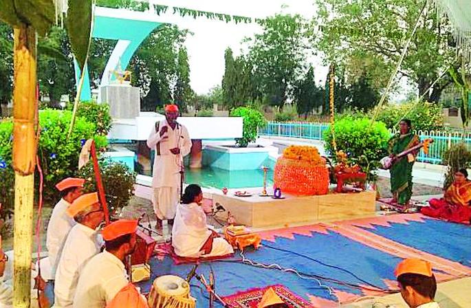 Gram jayanti festival begins in Rashtrapati Mahasamadhi | राष्ट्रसंतांच्या महासमाधीस्थळी ग्रामजयंती महोत्सव प्रारंभ