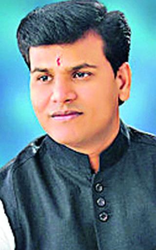 Atrocity offense against Ravi Rana | रवि राणांविरुद्ध अॅट्रॉसिटीचा गुन्हा Atrocity offense against Ravi Rana | रवि राणांविरुद्ध अॅट्रॉसिटीचा गुन्हा