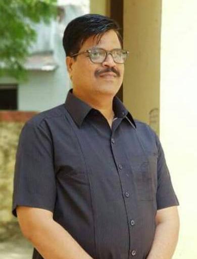 Police inspector arrested in raid on Sangli brothel | सांगलीत वेश्या अड्डयावरील छाप्यात पोलीस निरीक्षक अटकेत Police inspector arrested in raid on Sangli brothel | सांगलीत वेश्या अड्डयावरील छाप्यात पोलीस निरीक्षक अटकेत