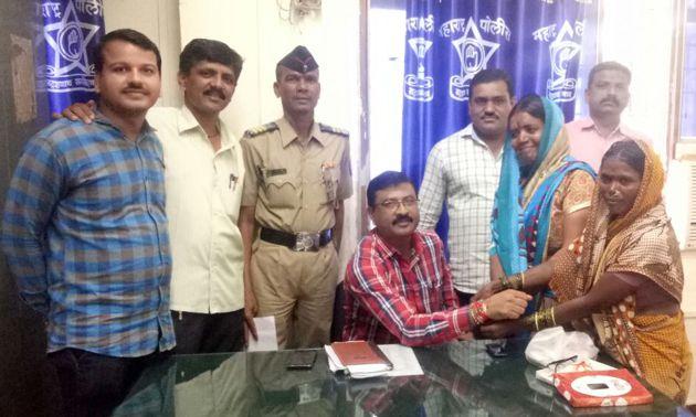 The crime they left because of the awakening; Rakhi tied the police as a brother | प्रबोधनामुळे त्यांनी सोडली गुन्हेगारी; पोलिसांना भाऊ मानून बांधली राखी