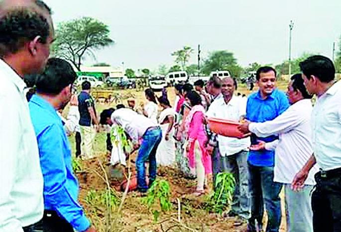 'Water Full-Green' concept is on paper | ‘वॉटर फुल-ग्रीन’ संकल्पना कागदावरच 'Water Full-Green' concept is on paper | ‘वॉटर फुल-ग्रीन’ संकल्पना कागदावरच