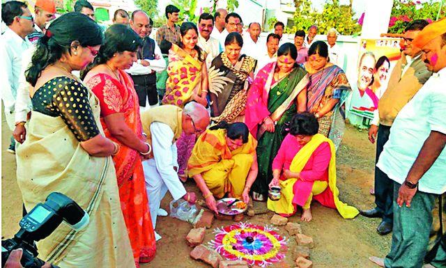 The power of the welfare of the world in Bhagwat Sermon | भागवत प्रवचनात जगाच्या कल्याणाची शक्ती The power of the welfare of the world in Bhagwat Sermon | भागवत प्रवचनात जगाच्या कल्याणाची शक्ती