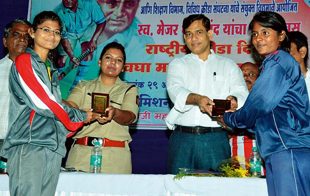 Attempting to develop the best sports complex in the state | राज्यातील उत्कृष्ट क्रीडा संकुल करण्यासाठी प्रयत्नरत