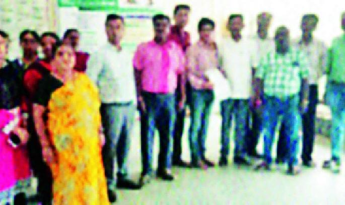 Employees' ultimatum for old pensions | जुन्या पेन्शनसाठी कर्मचाऱ्यांचा ‘अल्टीमेटम’