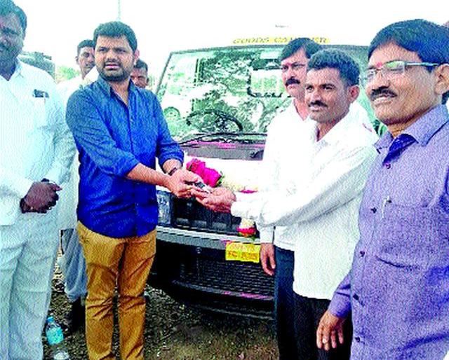 Employment opportunities for young people | युवकाला मिळाली रोजगाराची संधी Employment opportunities for young people | युवकाला मिळाली रोजगाराची संधी