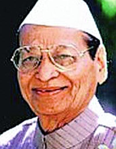 Blood Donation Camp on July 2 for Babuji's birth anniversary | बाबुजींच्या जयंतीनिमित्त २ जुलैला रक्तदान शिबीर Blood Donation Camp on July 2 for Babuji's birth anniversary | बाबुजींच्या जयंतीनिमित्त २ जुलैला रक्तदान शिबीर