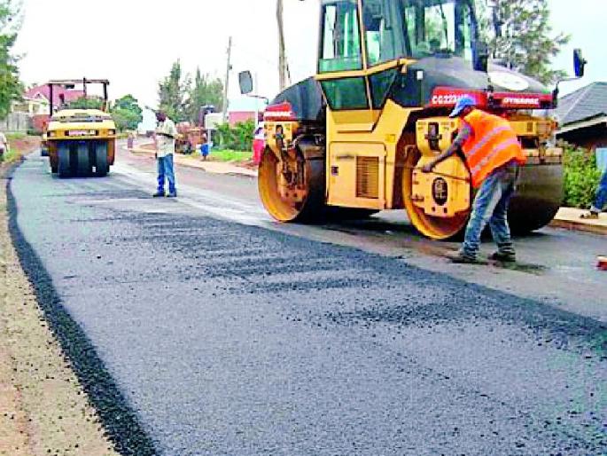 Speed up government construction even in lockdown | लॉकडाऊनमध्येही सरकारी बांधकामांना गती
