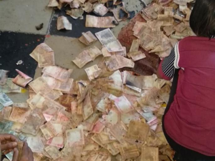 Agarbatti Dasetty Swaha! | अगरबत्तीमुळे दानपेटी स्वाहा ! Agarbatti Dasetty Swaha! | अगरबत्तीमुळे दानपेटी स्वाहा !