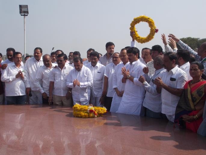 Prepare budget by keeping Narendra Modi in front of election: Jayant Patil | निवडणूक डोळ्यासमोर ठेवून मोदी सरकारकडून बजेट तयार : जयंत पाटील Prepare budget by keeping Narendra Modi in front of election: Jayant Patil | निवडणूक डोळ्यासमोर ठेवून मोदी सरकारकडून बजेट तयार : जयंत पाटील