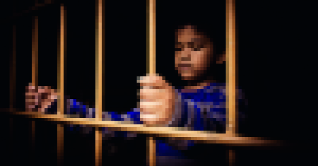 Five hundred children are registered in the district in five years | पाच वर्षांत जिल्ह्यात पाचशे बालगुन्हेगारांची नोंद