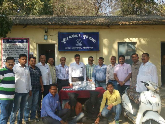  nashik,police,two,suspected,robbers,Four,lakh,mobile,seized | नाशिकमध्ये दोन सराईत गुन्हेगारांकडून चार लाखांचे मोबाईल जप्त