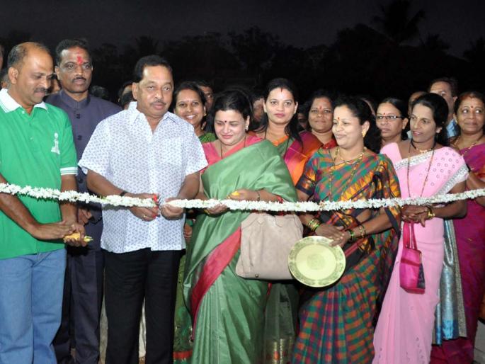 Consumers get discontinued due to brokerage closure; Kankavali Weekend Week | दलाली बंद झाल्याने ग्राहकांना दिलासा; कणकवली गावठी आठवडा बाजाराची वर्षपूर्ती