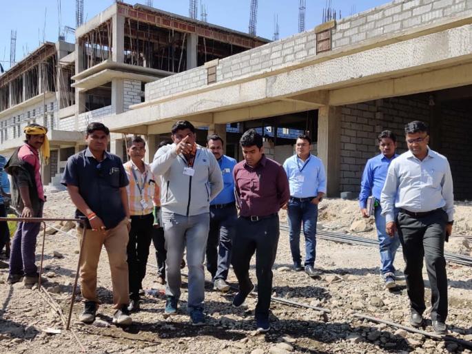 The building is being spent at a cost of Rs | ५५ कोटी खर्चून साकारली जातेय इमारत The building is being spent at a cost of Rs | ५५ कोटी खर्चून साकारली जातेय इमारत