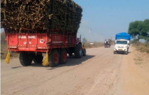 Order to blacklist the contractor who does not do the road work despite giving instructions | सूचना देवूनही रस्त्याचे काम न करणाऱ्या ठेकेदाराला काळ्या यादीत टाकण्याचे आदेश Order to blacklist the contractor who does not do the road work despite giving instructions | सूचना देवूनही रस्त्याचे काम न करणाऱ्या ठेकेदाराला काळ्या यादीत टाकण्याचे आदेश