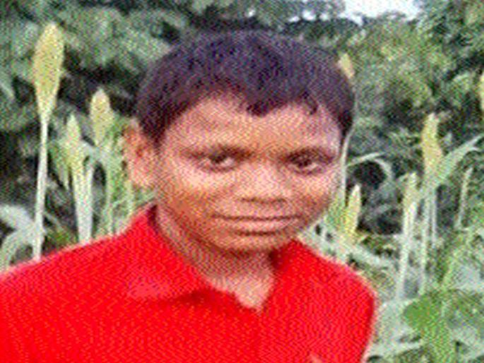 Ranak's father attacks his son, killing his son on the spot | रानडुकराचा पितापुत्रावर हल्ला, पुत्र जागीच ठार Ranak's father attacks his son, killing his son on the spot | रानडुकराचा पितापुत्रावर हल्ला, पुत्र जागीच ठार