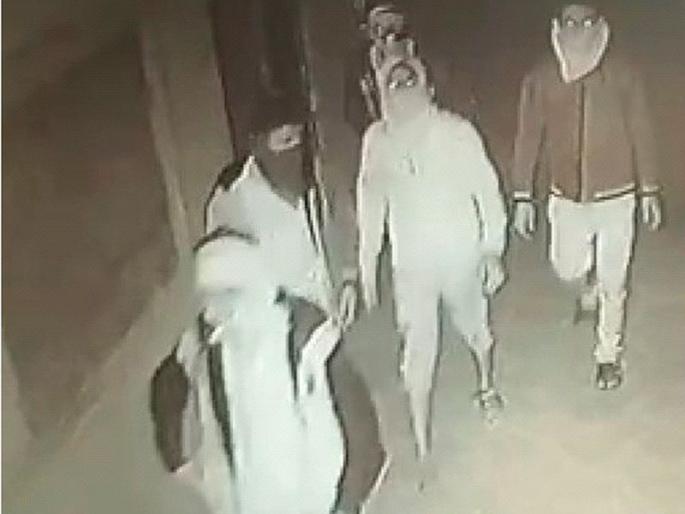 'Third Eye' steals security | सुरक्षाव्यवस्थेचाच चोरला ‘तिसरा डोळा’ 'Third Eye' steals security | सुरक्षाव्यवस्थेचाच चोरला ‘तिसरा डोळा’