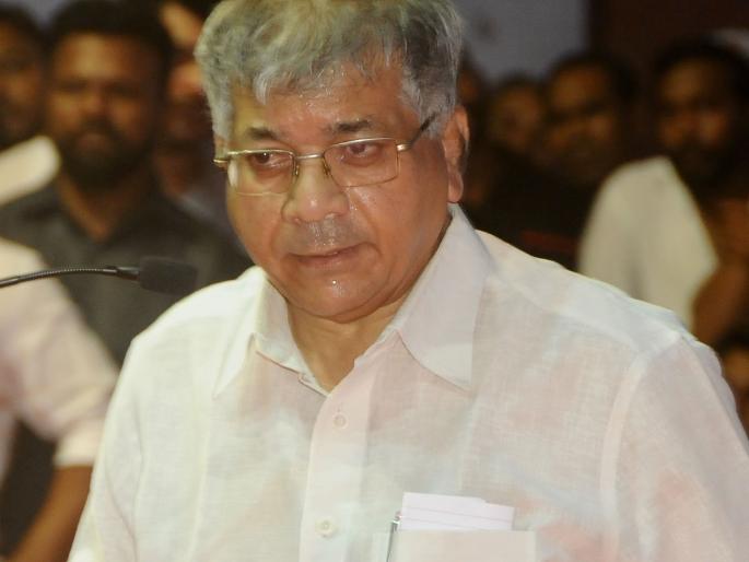 nashik,maratha,reservation,ambedkar,state | मराठा आरक्षणाबाबत सरकारने ठोस भूमिका घेणे अपेक्षित