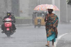 Storm of unseasonal rain | अवकाळी पावसाचा वादळी तडाखा Storm of unseasonal rain | अवकाळी पावसाचा वादळी तडाखा