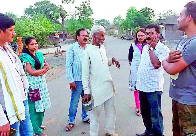 Penalty action on Lottoists | लोटाबहाद्दरांवर दंडात्मक कारवाई Penalty action on Lottoists | लोटाबहाद्दरांवर दंडात्मक कारवाई