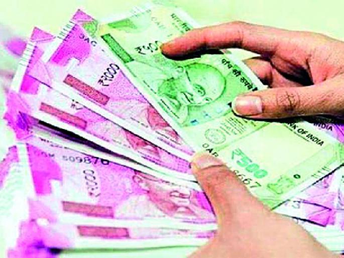 The burden of new debt as soon as Satbara became empty | सातबारा कोरा होताच नव्या कर्जाचा बोझा The burden of new debt as soon as Satbara became empty | सातबारा कोरा होताच नव्या कर्जाचा बोझा