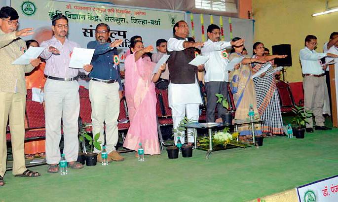 Irrigation projects will be completed till 2018 | सिंचन प्रकल्प २०१८ पर्यंत पूर्णत्वास जाणार Irrigation projects will be completed till 2018 | सिंचन प्रकल्प २०१८ पर्यंत पूर्णत्वास जाणार