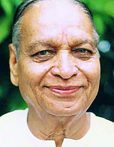 Plantation and Blood Donation Camp for Jawaharlal Darda Jayanti | जवाहरलाल दर्डा जयंतीनिमित्त वृक्षारोपण व रक्तदान शिबीर