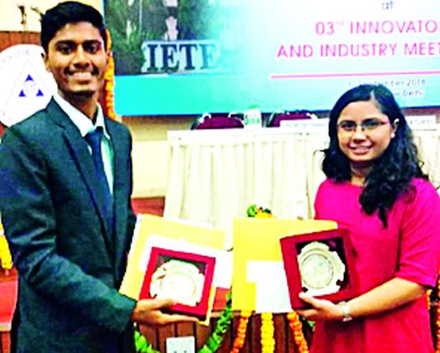 Two students of JDIET honored | ‘जेडीआयईटी’चे दोन विद्यार्थी सन्मानित Two students of JDIET honored | ‘जेडीआयईटी’चे दोन विद्यार्थी सन्मानित
