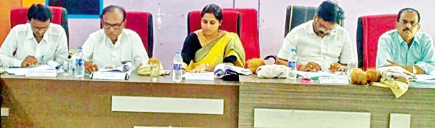 Spread the plan till the end | शेवटच्या घटकापर्यंत योजना पोहोचवा Spread the plan till the end | शेवटच्या घटकापर्यंत योजना पोहोचवा