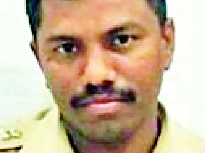 30 illegal liquor buyers | ३० अवैध दारूविक्रेते निशाण्यावर 30 illegal liquor buyers | ३० अवैध दारूविक्रेते निशाण्यावर