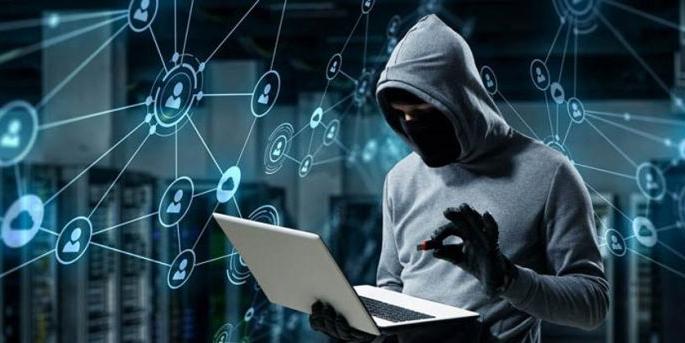 A five-year-old child had to be given a mobile phone to play games; costs 78 lacs | गेम खेळण्यासाठी पाच वर्षाच्या मुलाला मोबाईल देणे पडले महागात A five-year-old child had to be given a mobile phone to play games; costs 78 lacs | गेम खेळण्यासाठी पाच वर्षाच्या मुलाला मोबाईल देणे पडले महागात